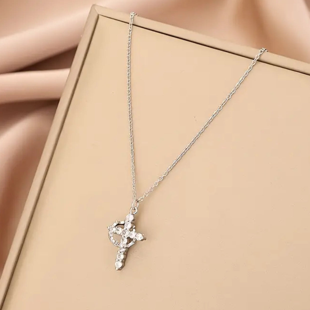 Crown of Glory Necklace in Silver