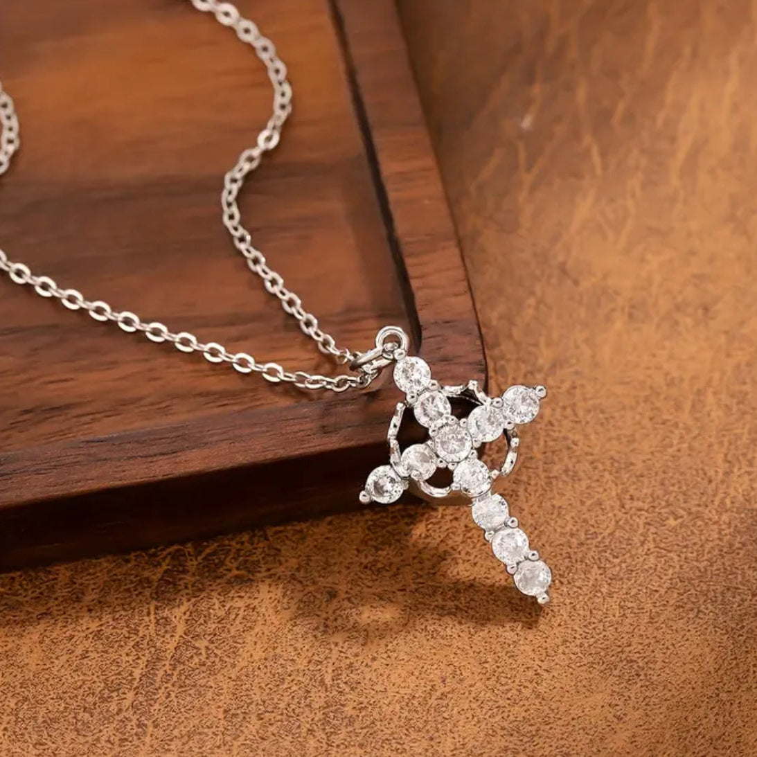 Crown of Glory Necklace in Silver